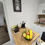 Golden Oasis Free Private Parking דירה *