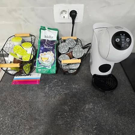 Golden Oasis Free Private Parking Appartement