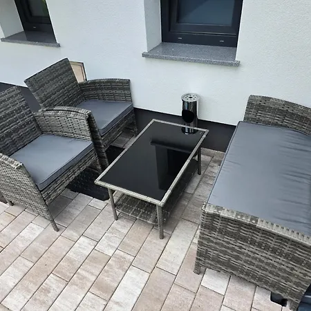 Golden Oasis Free Private Parking *