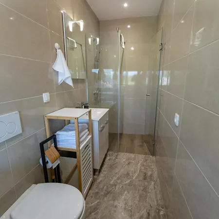 Golden Oasis Free Private Parking Appartement *