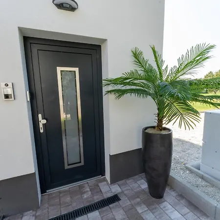 Apartment Golden Oasis Free Private Parking Ljubljana