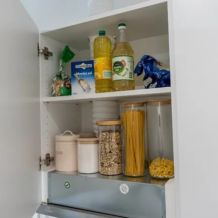 Appartement Golden Oasis Free Private Parking Ljubljana