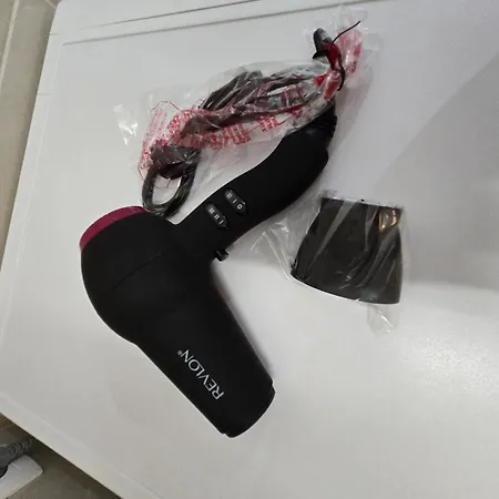 Golden Oasis Free Private Parking *