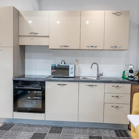 Appartement Golden Oasis Free Private Parking Ljubljana