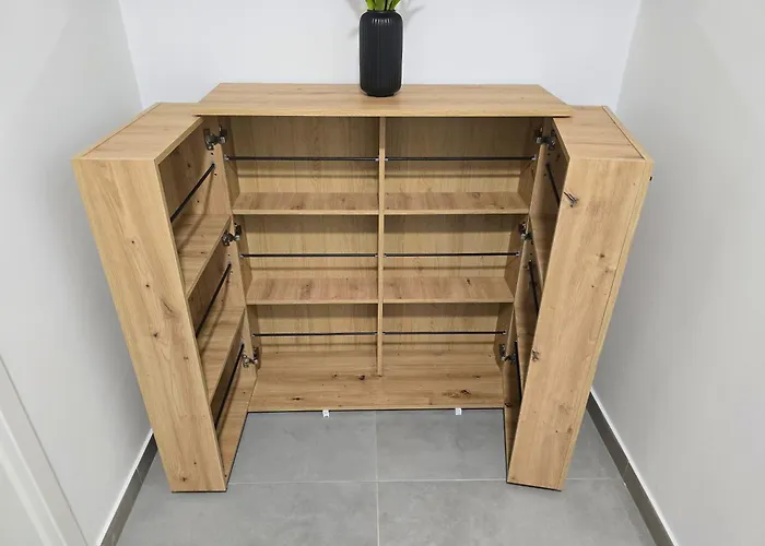 Golden Oasis Free Private Parking