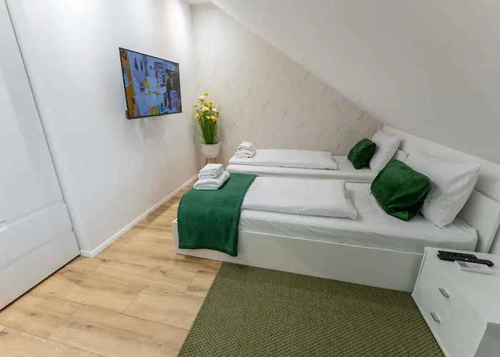 Golden Oasis Free Private Parking * Lublaň