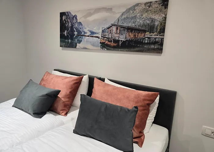 Golden Oasis Free Private Parking 卢布尔雅那